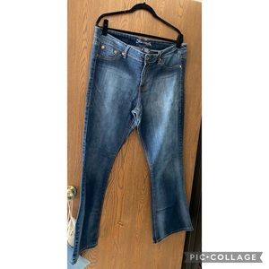 GUC Source of Wisdom Jeans Sz 18